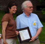 Jim McIntosh receiving Signature Award